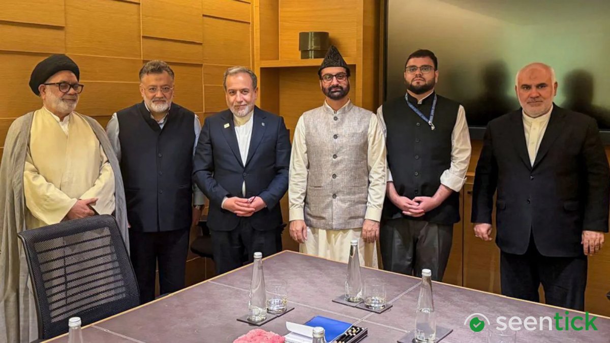 On BRICS sidelines, Mirwaiz meets Iran’s Araghchi, writes to Pezeshkian