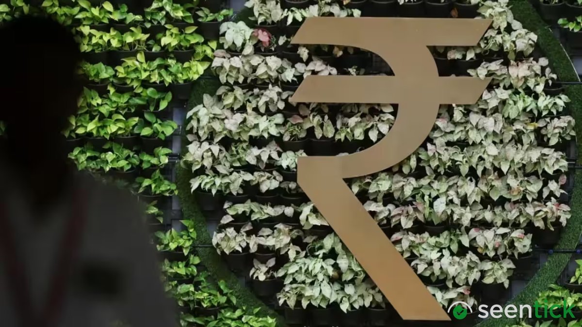 Rupee gains 47 paise as record FCNR inflows boost forex liquidity