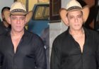 Salman Khan poses for paparazzi after calling out 'disgusting' behaviour on Bigg Boss; internet says 'shareef hogaye'