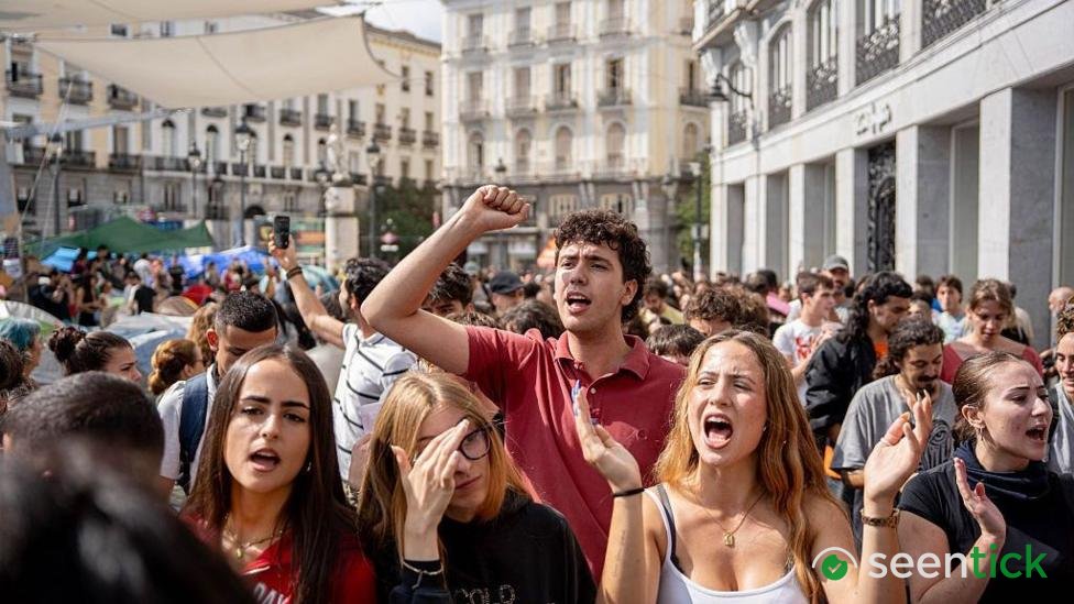 Spain announces new housing measures after protests over 87-year-old woman's eviction
