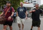 US sailors go shopping before hitting the bars in Thailand after 250-day voyage