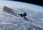 Warning of space arms race as US confirms weapons in Earth's orbit