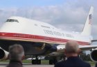 White House bars CNN from travelling with Trump on Air Force One