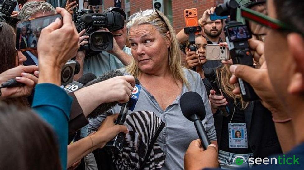 Woman charged with juror intimidation in Lindsay Clancy trial