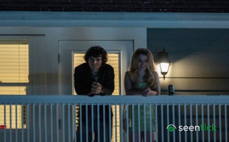 Carrie's Mike Flanagan explains why he chose to exclude one infamous scene