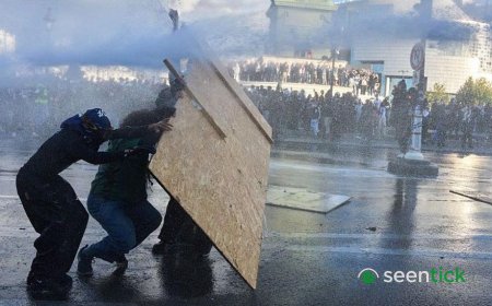 France promises 3,000 extra teachers in first step to calm student protests