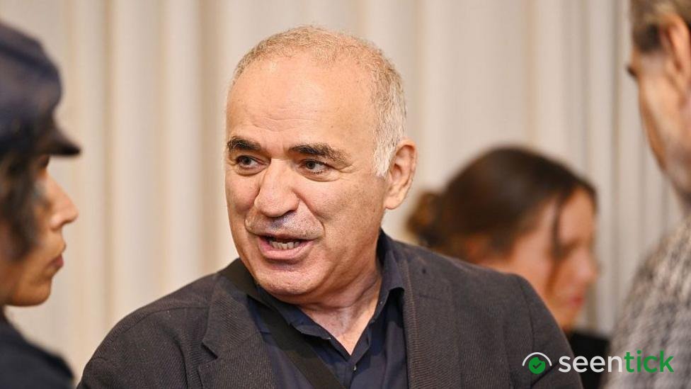 Russian dissident Garry Kasparov says US warned him of danger to his life