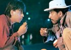 Shah Rukh Khan mourns the death of his friend and co-star Nana Patekar, recalls when he told him 'don't lose the actor to become a hero'