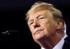 Trump Halts Russia Sanctions to Keep Peace Talks Alive